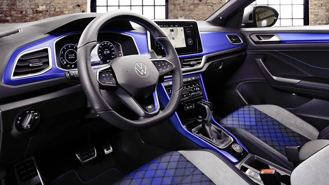 Volkswagen T-Roc 2022 interior