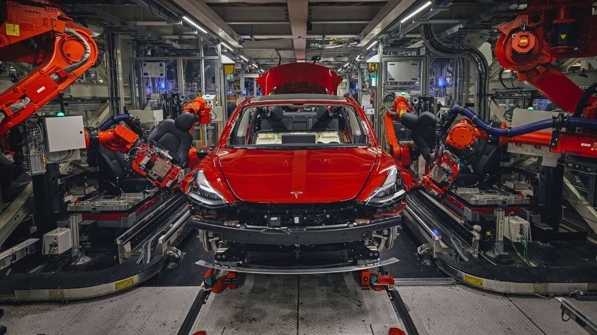 Tesla Model 3 factory protoduction