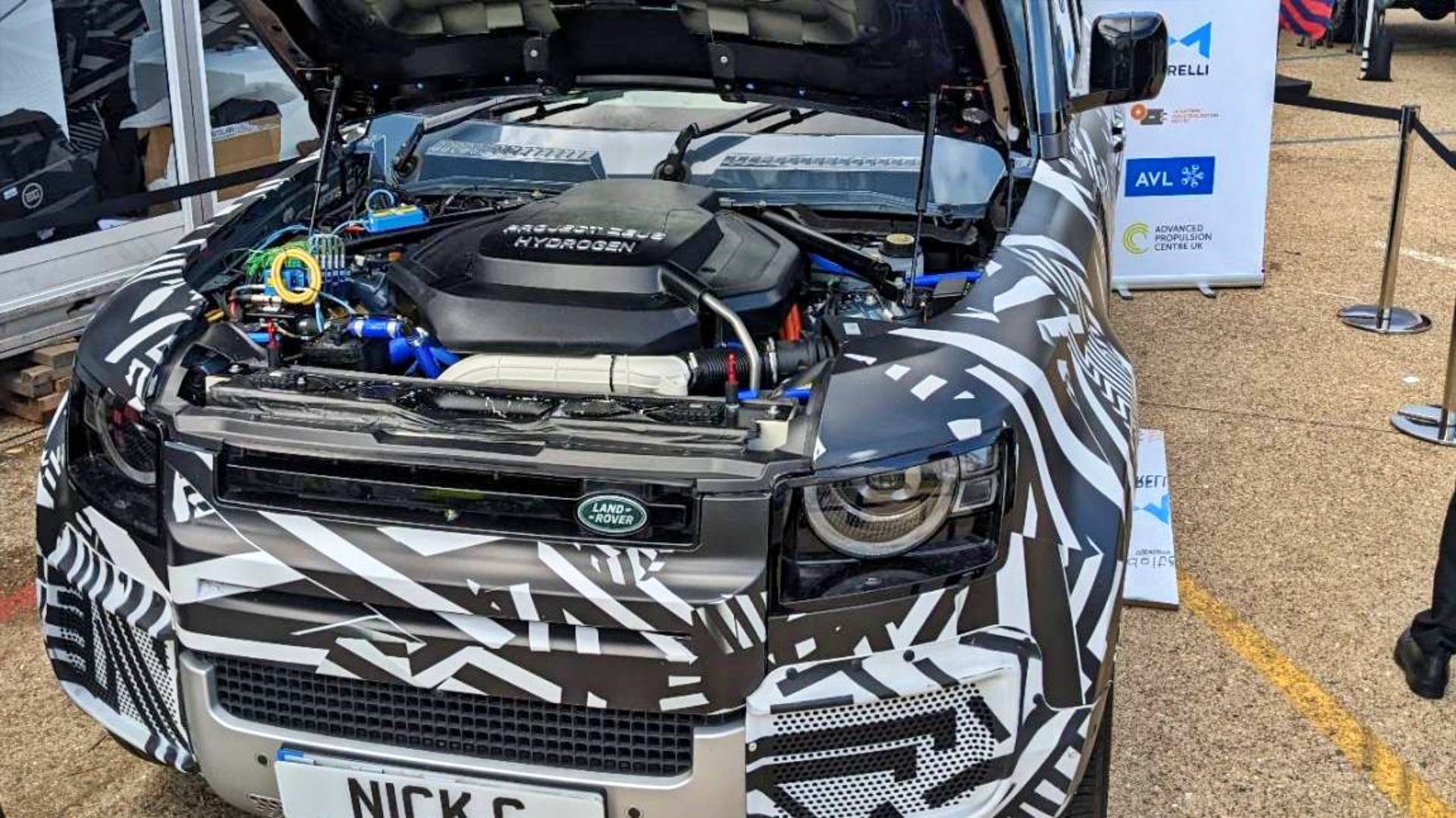 Land Rover Defender hydrogen