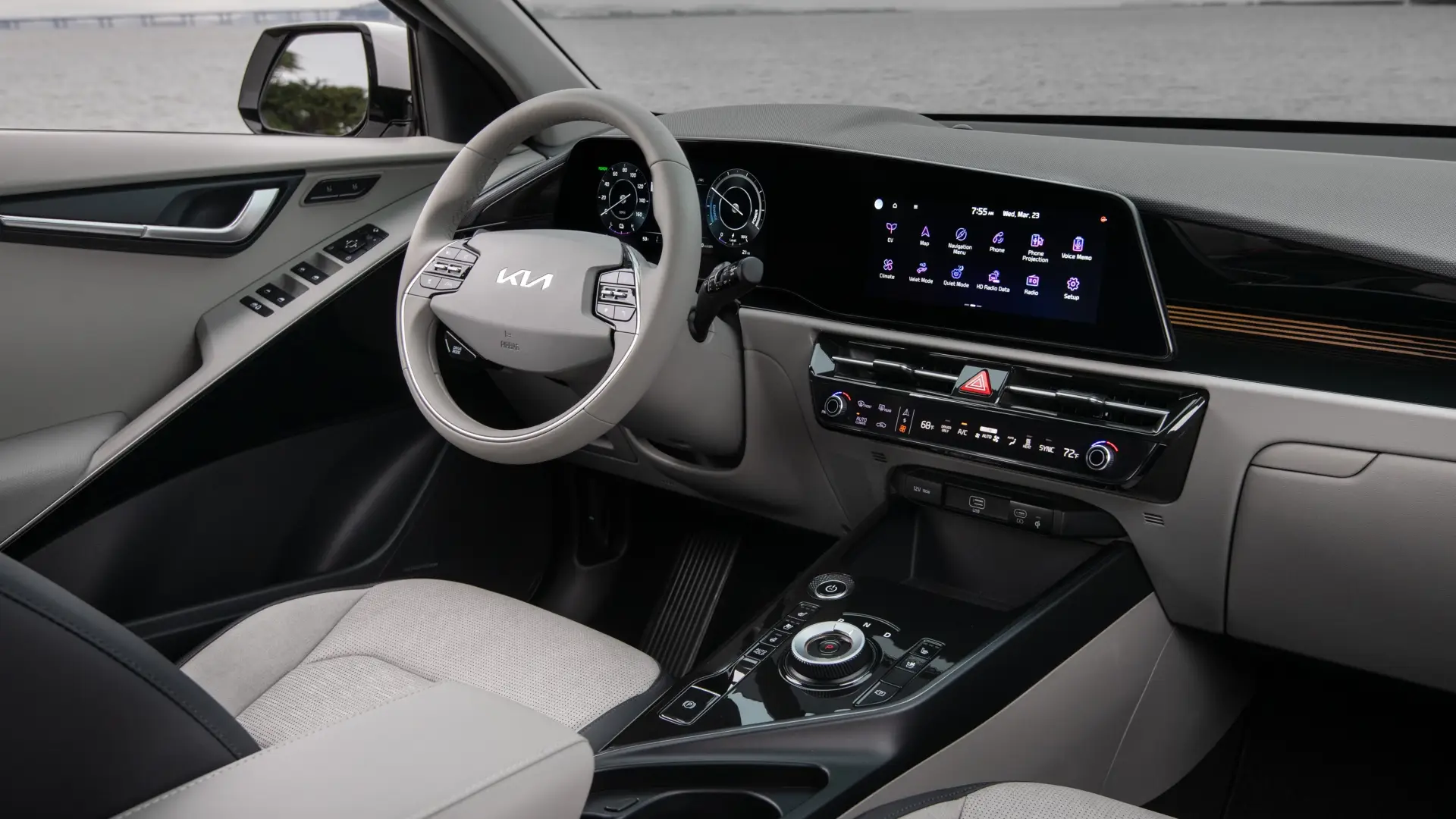 2024 Kia Niro EV interior